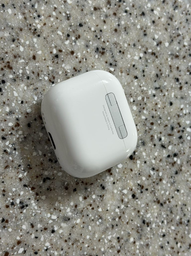 에어팟 4세대 노캔O 이미지