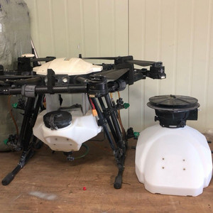 농업용 드론 세트 이미지