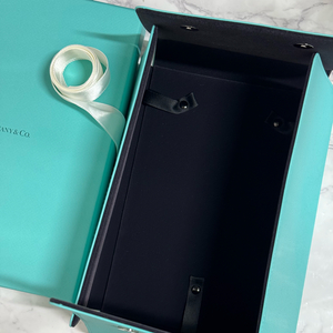 티파니앤코 목걸이 케이스 이미지