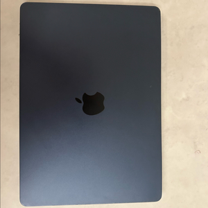맥북 에어 m2 8/512 미드나이트 이미지