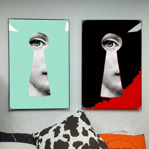그림 액자 팝아트 인테리어소품 열쇠구멍 속 사람 눈 인물그림 인물액자 모던하고 감각적인 거실 카페 포르나세티 이미지