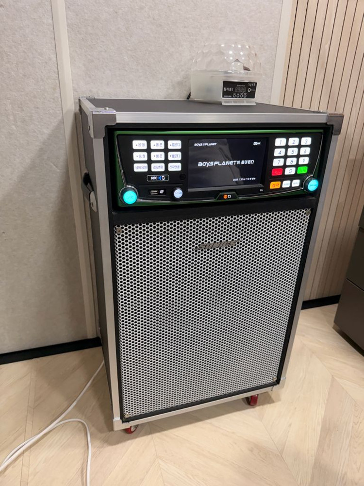 TJ미디어 업소&가정용 노래방 풀세트 반주기 이미지