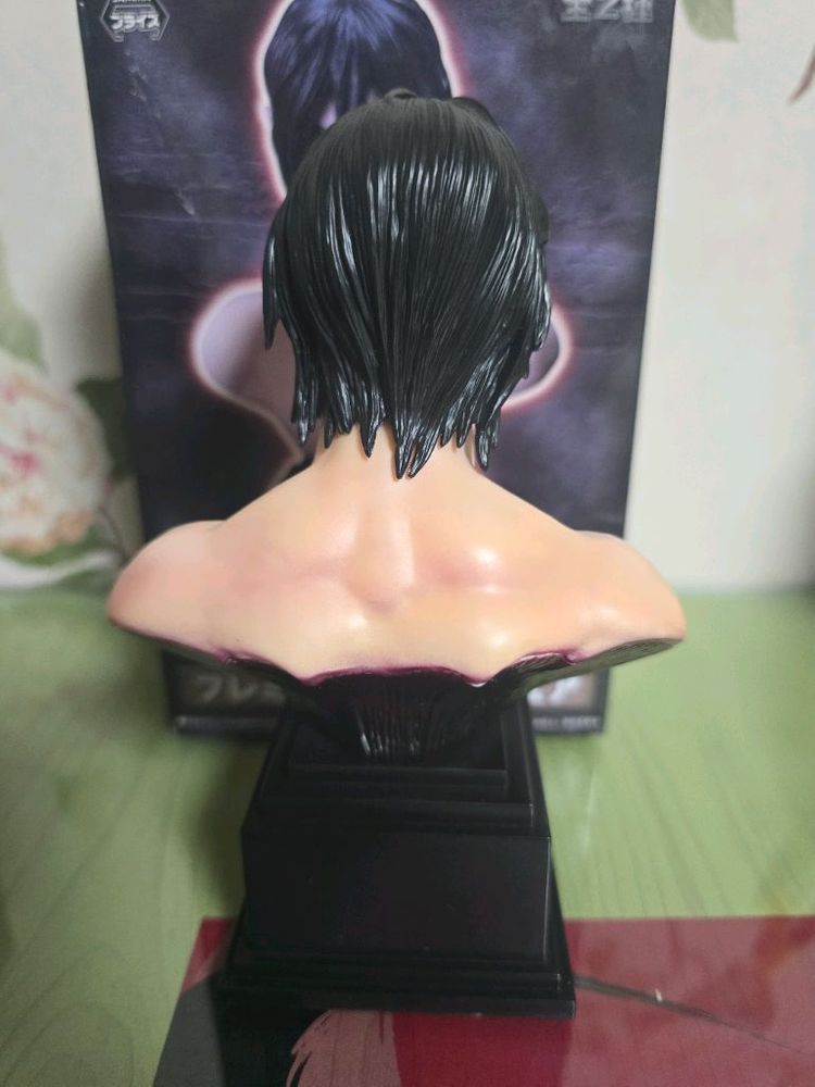 진격의거인 세가 프리미엄 에렌 거인 흉상 피규어 이미지