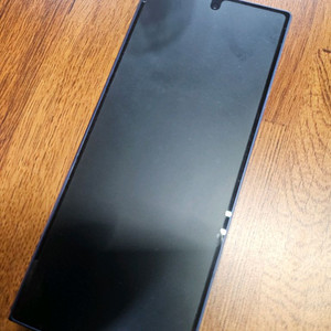 스마트폰 512GB 이미지