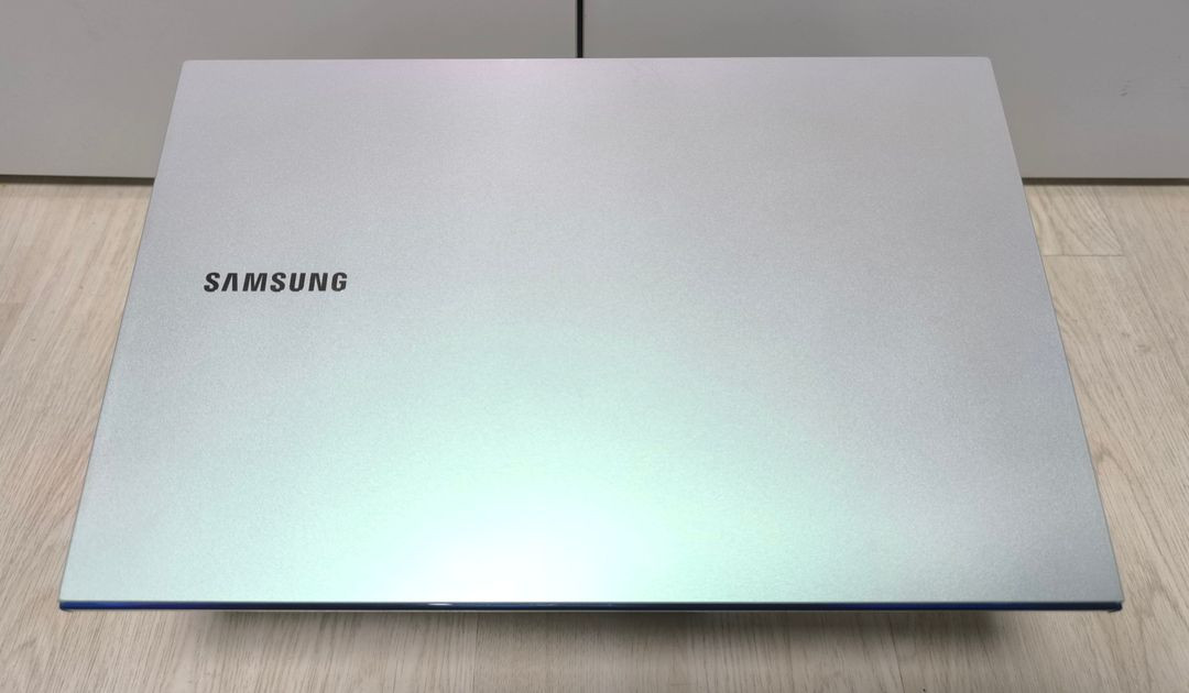 갤럭시북 이온 노트북 i7 10세대 이미지