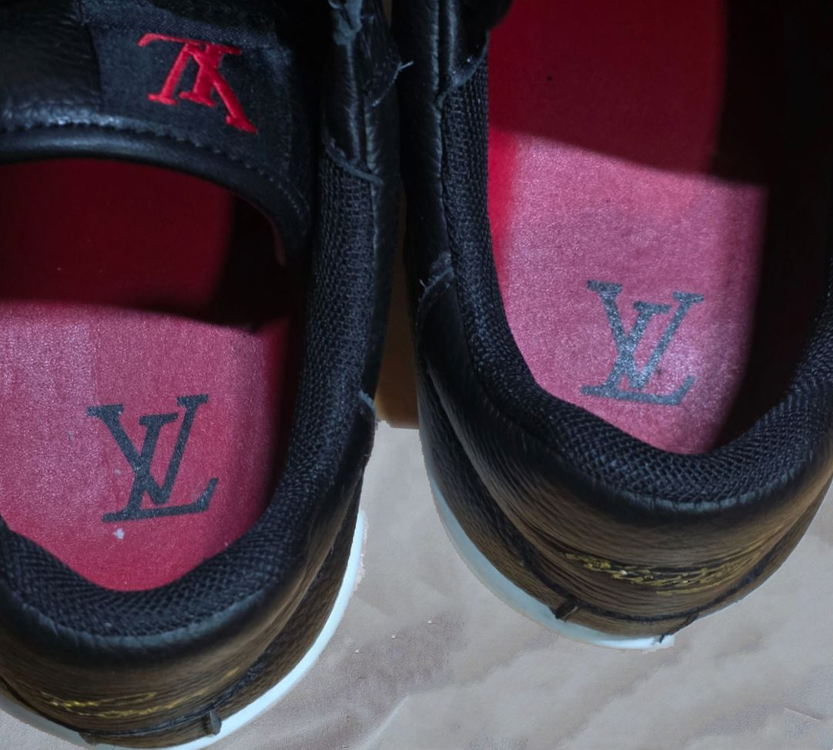 루이비통 스니커즈 270mm 이미지