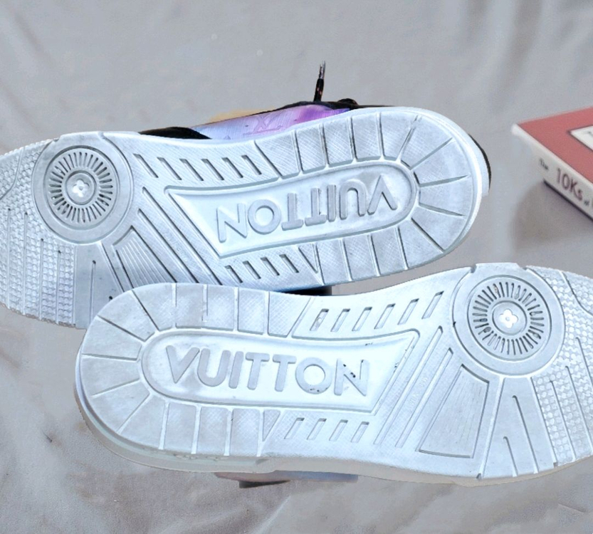 루이비통 스니커즈 270mm 이미지