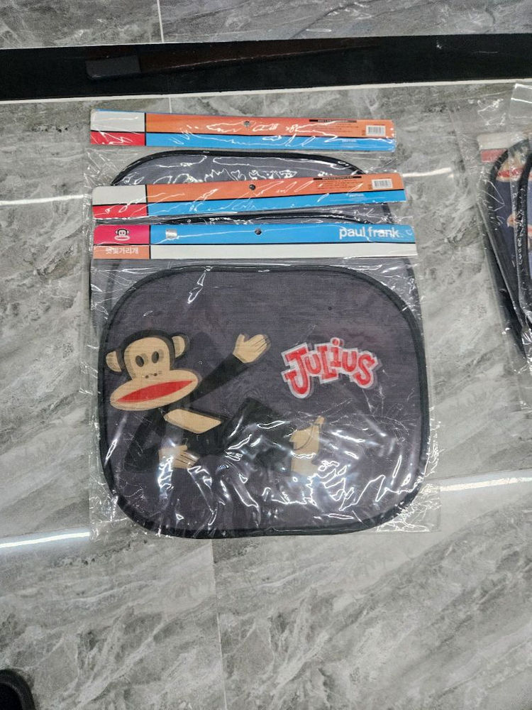 [새제품]폴랑크 캐릭터 차량용 선바이저 블라인드 햇빛가리개 세트 사진에 보이는 모든 제품 8개 이미지