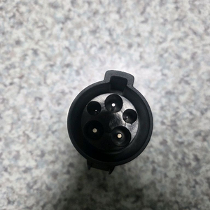 차량용충전기 이미지