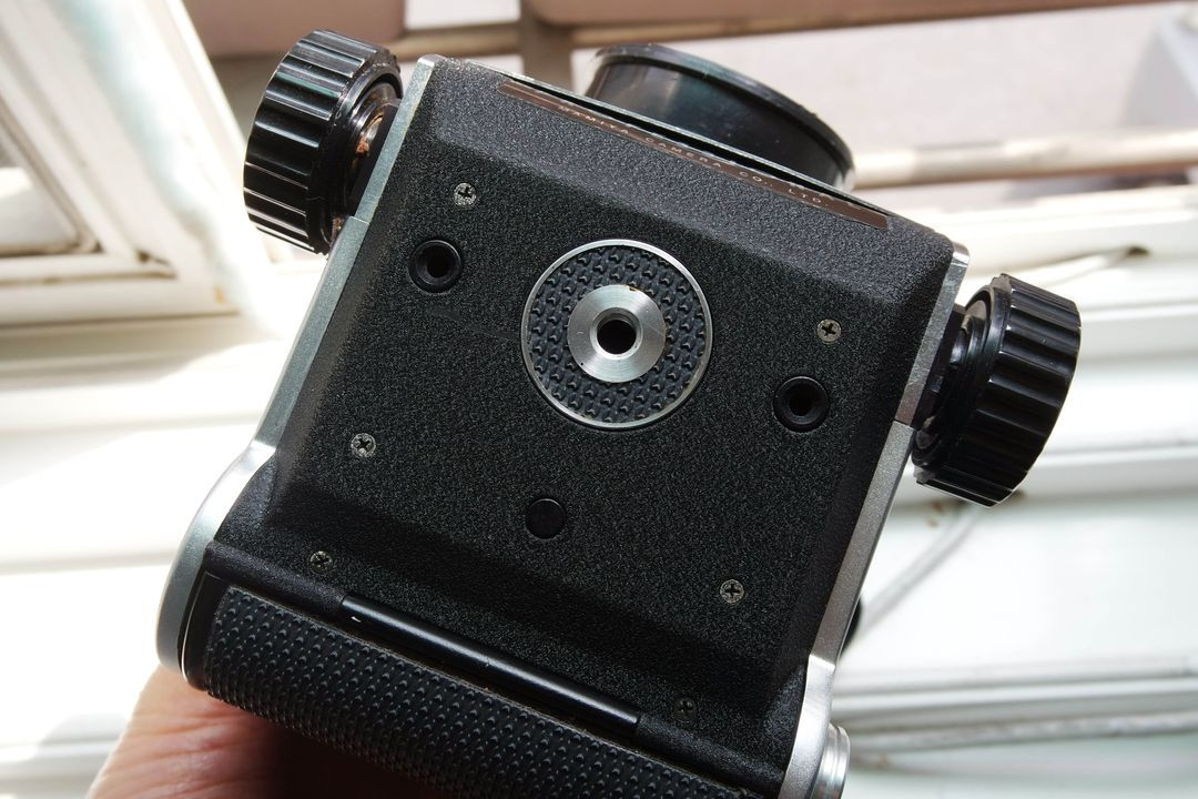 중형 필름카메라 MAMIYA C220 이미지