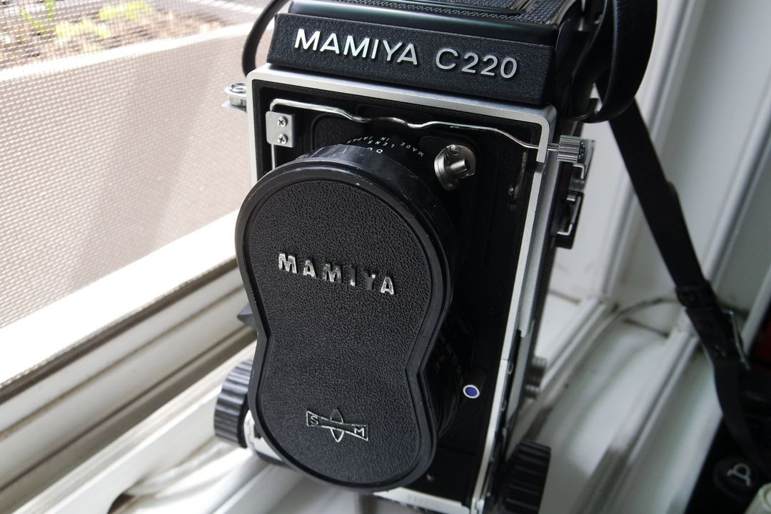 중형 필름카메라 MAMIYA C220 이미지