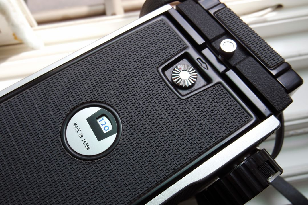 중형 필름카메라 MAMIYA C220 이미지