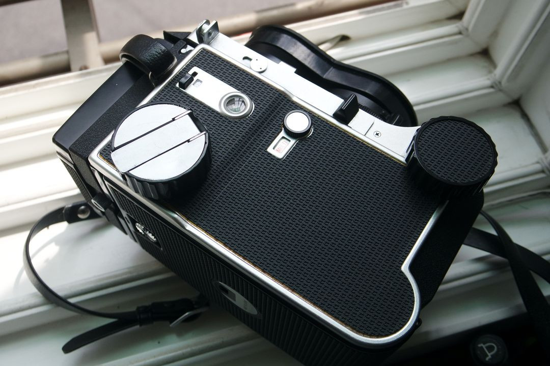 중형 필름카메라 MAMIYA C220 이미지