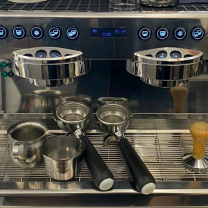 씨메 03네오 커피머신 이미지