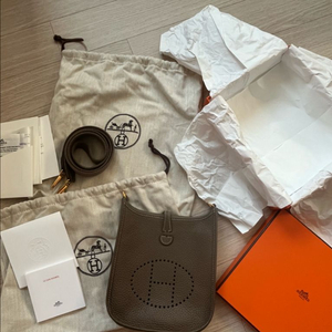 에르메스 미니 에블린 에토프 금장 z각인 이미지