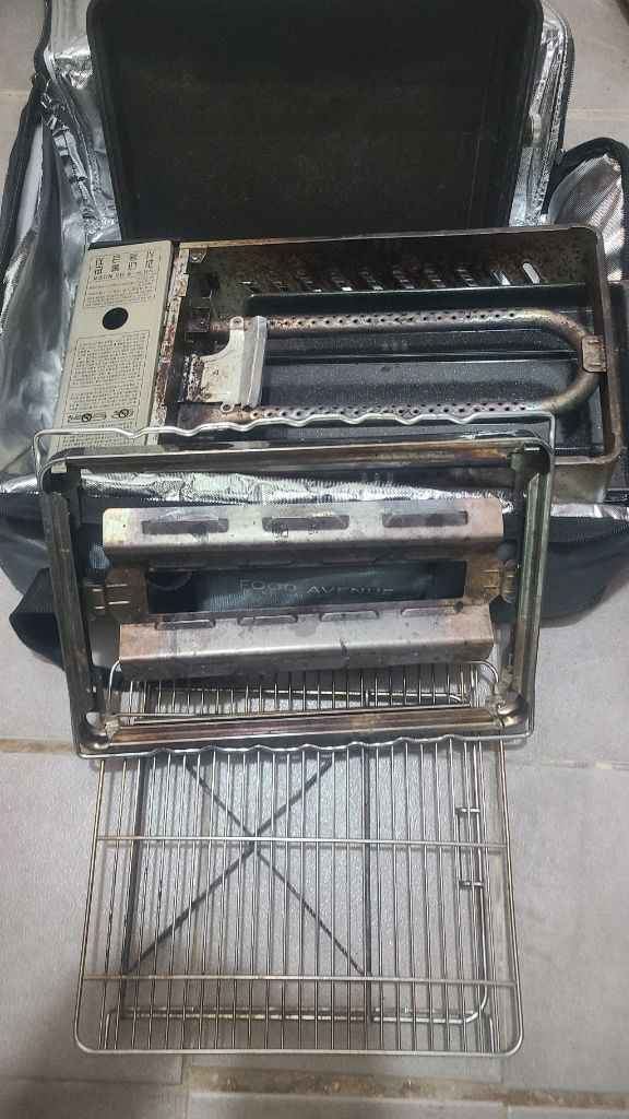 그늘막 텐트+매트, 구이바다 버너, 접이식 화로대. 아이스박스 캐리어 이미지