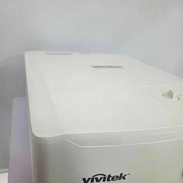 램프비 걱정 끝! 레이저 빔프로젝터 비비텍 KU5510L 5500안시 WUXGA 고화질 이미지