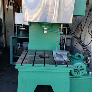 대형유압프레스.30톤 코팅 작업기 이미지