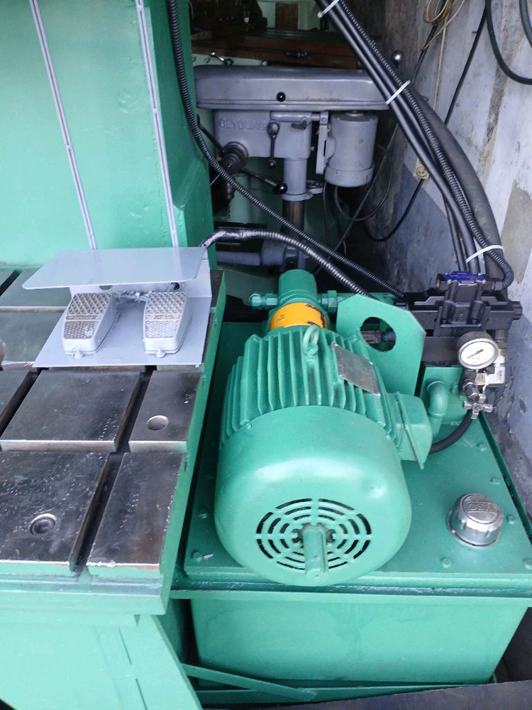 대형유압프레스.30톤 코팅 작업기 이미지