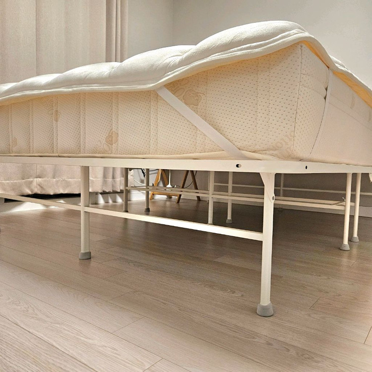 퀸 사이즈 침대 세트 (지누스 프레임 & 베스트슬립 매트리스) 이미지