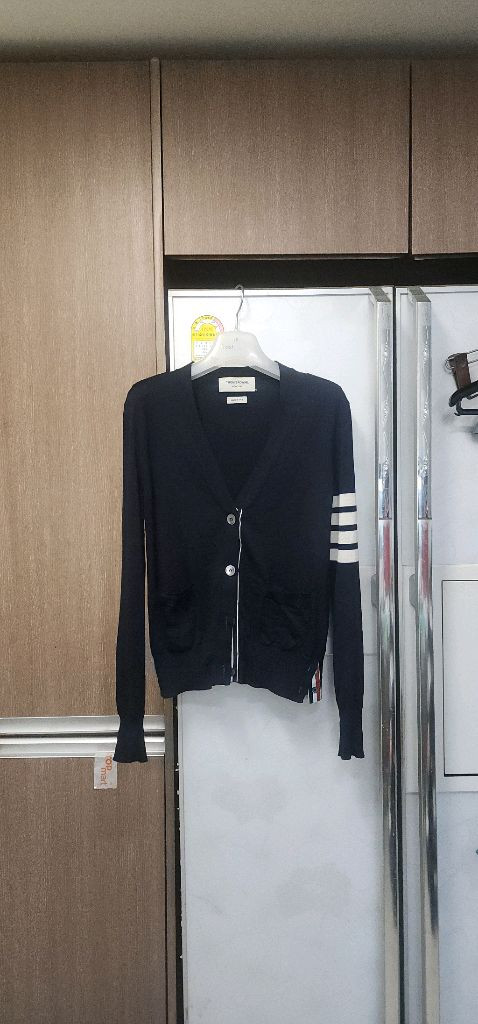 톰브라운 여성 사선 가디건 44~55 이미지