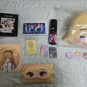 이세계아이돌 팝업봤 굿즈 + 이세계아이돌 응원봉 15만원 이미지