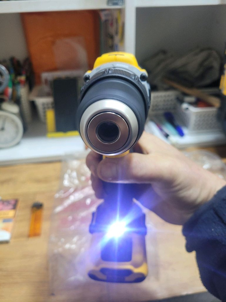 [정품]디월트충전드릴드라이버 DCD701D2 브러쉬리스12V 미사용신품 이미지