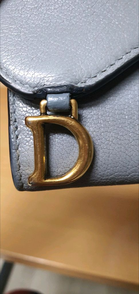 디올 로투스 반지갑/지갑 정품A급(감정O)구찌프라다루이비통디올고야드샤넬셀린느보테가생로랑발렌시아가버버리가방 이미지