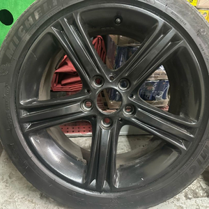 포터2용 bmw 정품 17인치 휠타이어 판매 합니다 이미지