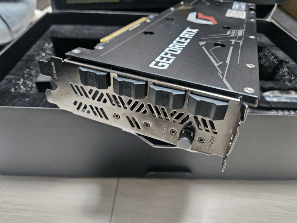 컬러풀 RTX 3060 Ti 그래픽카드 어드밴스드 이미지
