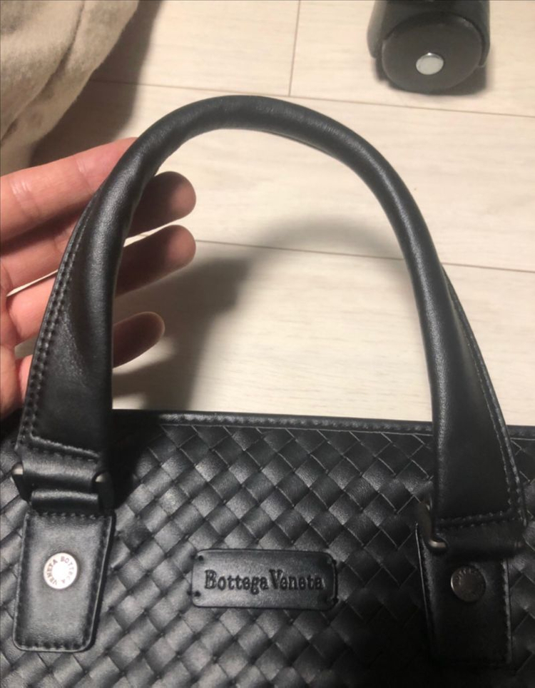 서울 남성 보테가 서류가방 이미지