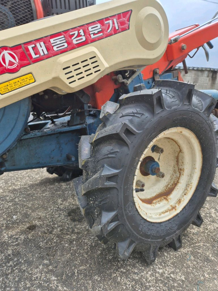 대동8마력 경운기4륜 이미지