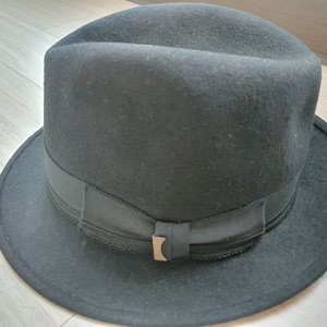 카시라 ca4la 페도라 이미지