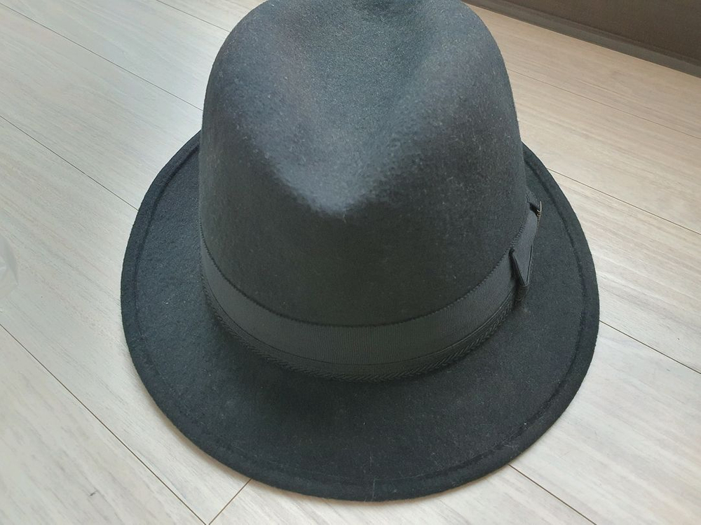 카시라 ca4la 페도라 이미지