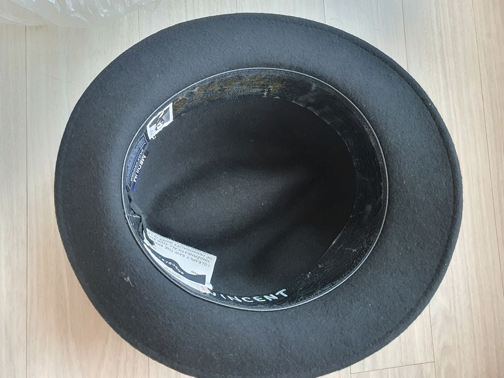 카시라 ca4la 페도라 이미지