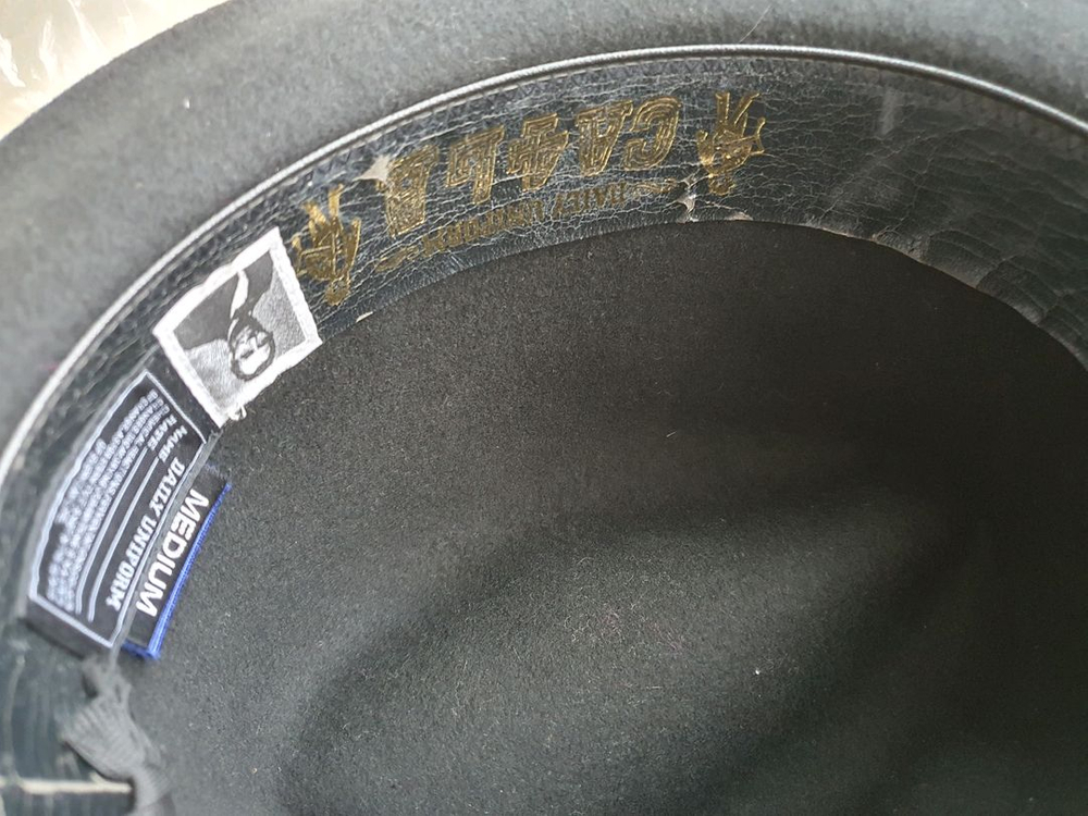 카시라 ca4la 페도라 이미지