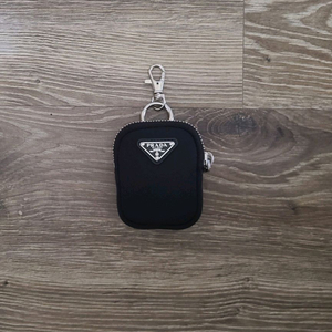 프라다 미니파우치키링파우치나일론가방미니백포켓버킷백복조리테수토호보백크로스백숄더백 구찌루이비통발렌시아가마르지엘라디올셀린 이미지