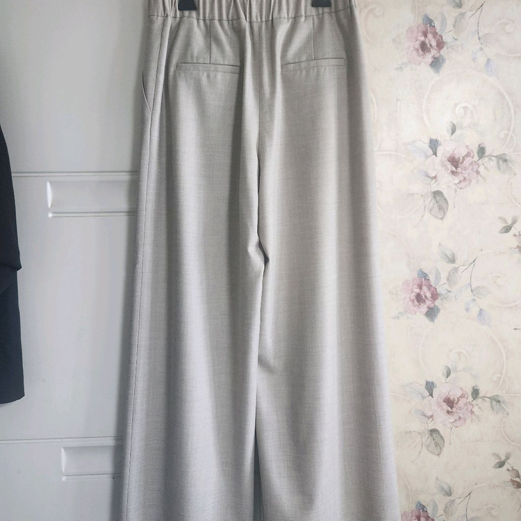 랑방 울 원턱 와이드팬츠 이미지