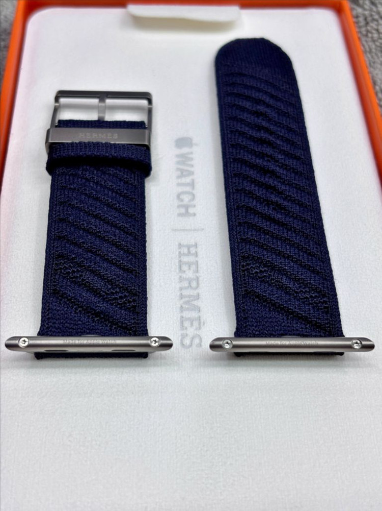 애플워치 에르메스 En Mer 스트랩 블루 뉘 이미지