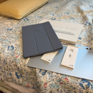 삼성 갤럭시탭 s10 울트라 5G 512GB + 케이스 세트 이미지