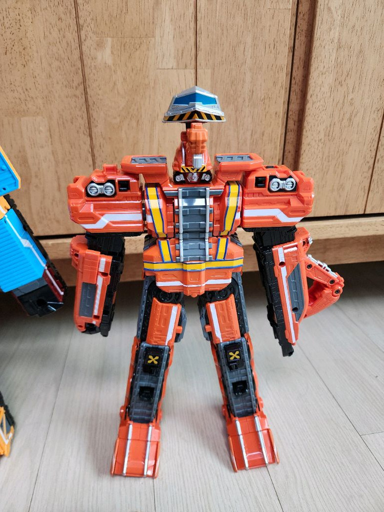 트레인포스 트레인킹, 디젤킹, 크레인킹,하이퍼트레인,트레인 블래스터 폴리스트레인 다이노트레인 파이어트레인 어플체인저 이미지