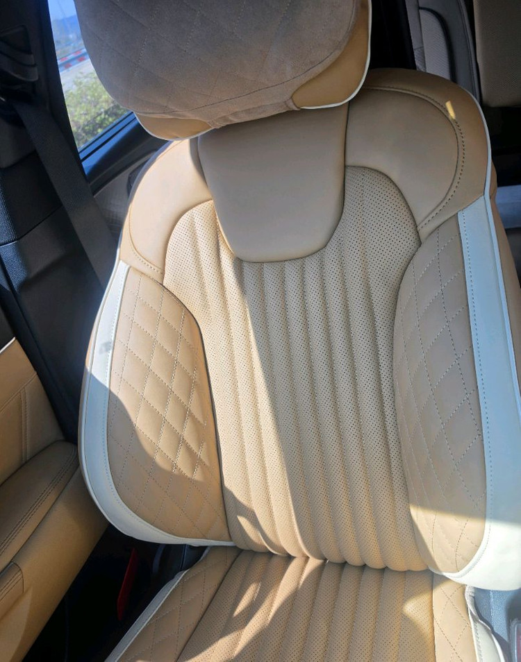 쏘렌토MQ4 1열 리무진시트 운,조포함 판매 이미지