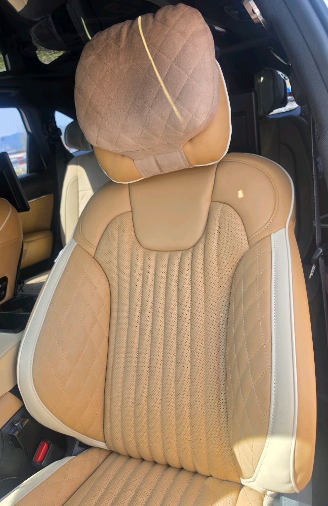 쏘렌토MQ4 1열 리무진시트 운,조포함 판매 이미지