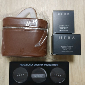 헤라 2025 블랙쿠션 홀리데이 세트(본품1 리필2) 이미지
