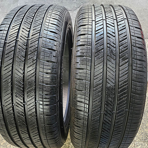 굳이어 이글투어링 225-55-19 중고 타이어두개 이미지