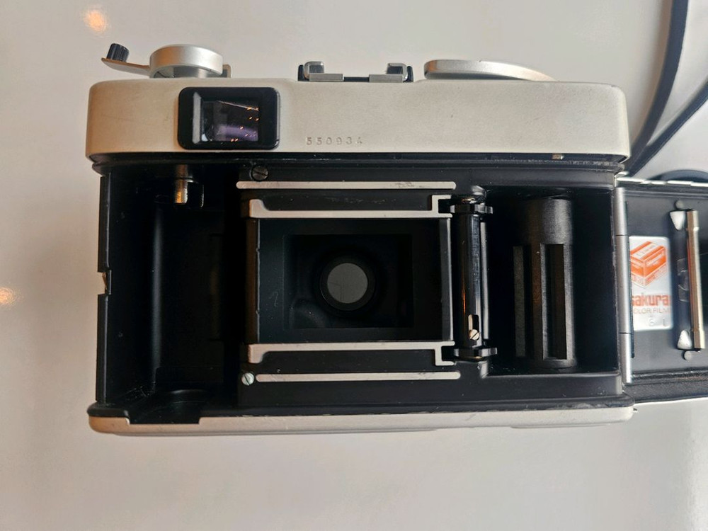 코니카 C35 E&L (필름카메라)Konica C35 E&L 이미지