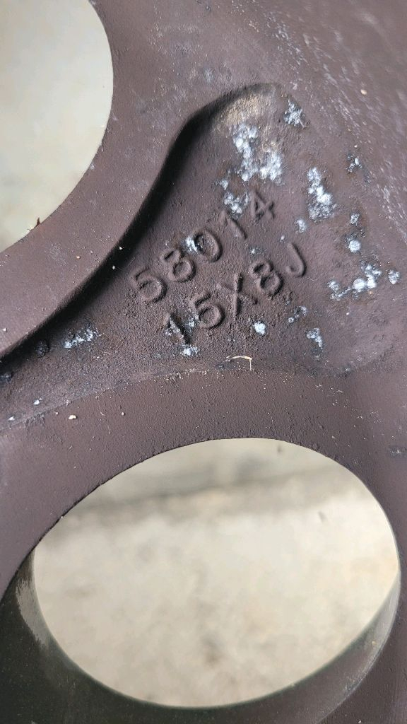 갤로퍼용15인치휠+255 75 15타이어 판매 이미지