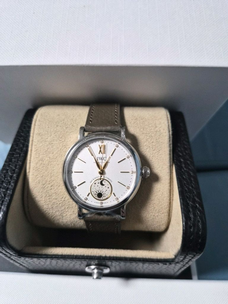 IWC 포르토피노 오토매틱 데이 & 나이트 34 이미지