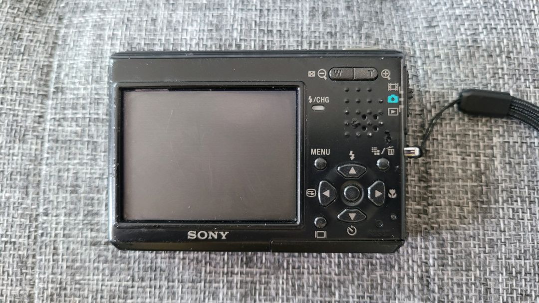 소니사이버샷 DSC-T1 디지털카메라 이미지
