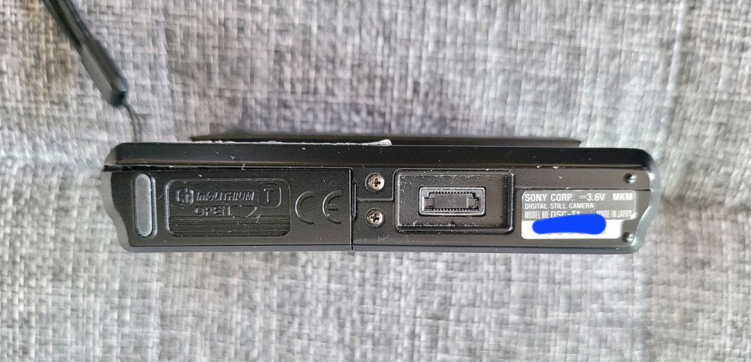 소니사이버샷 DSC-T1 디지털카메라 이미지
